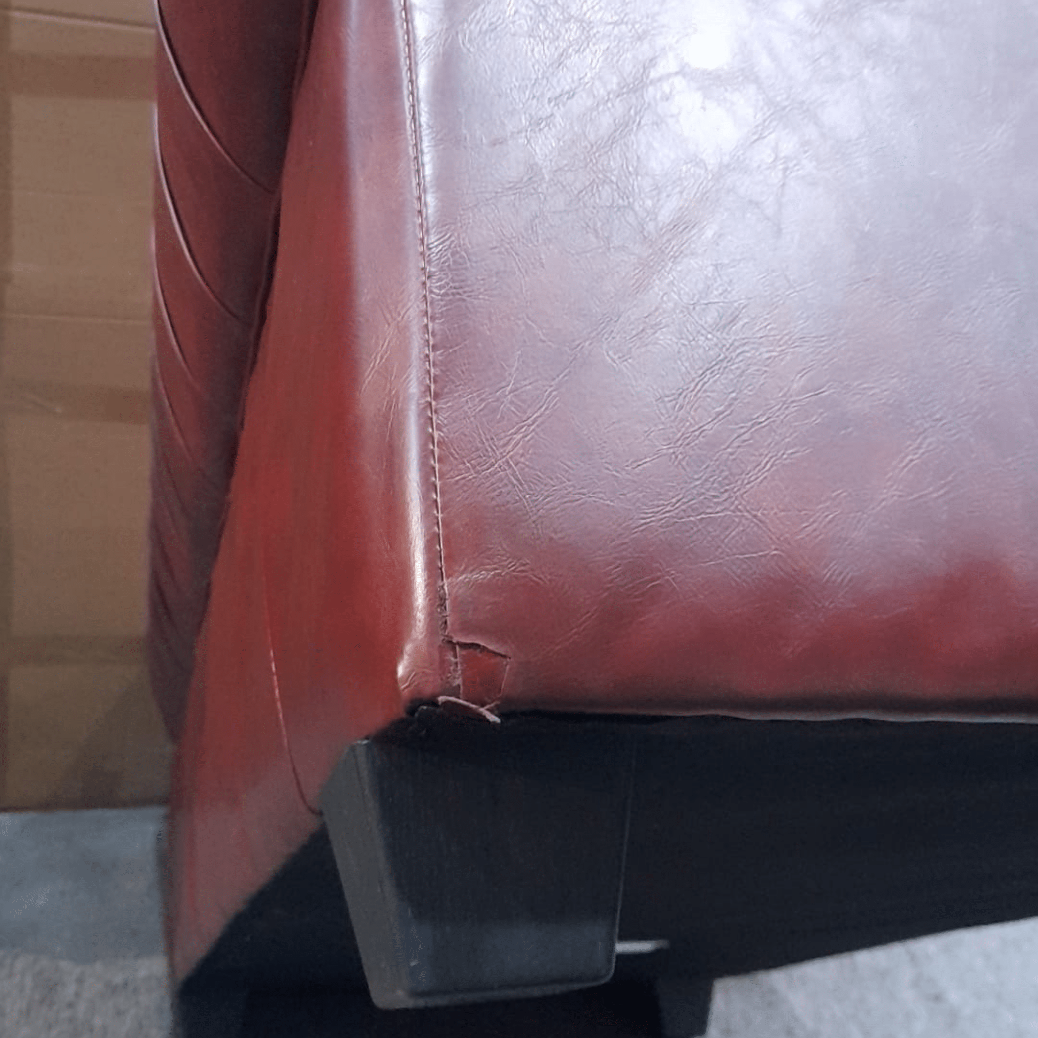 Outlet Chesterfield Red Leather Antique 3 Seater Sofa