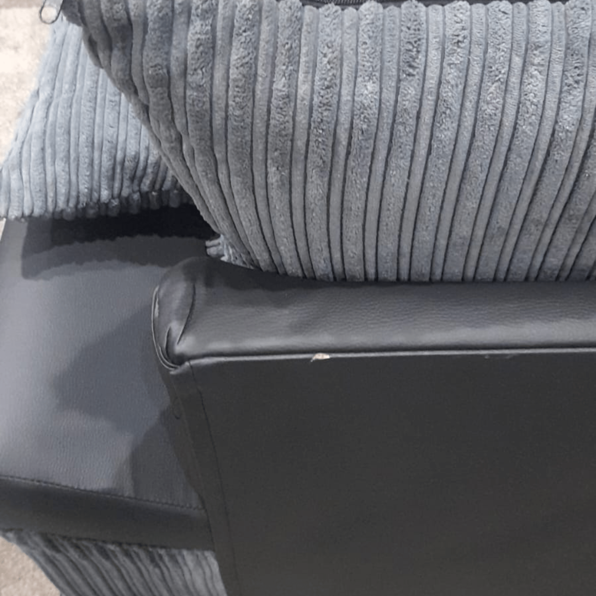 Outlet Dino Jumbo Cord Fabric Grey And Black 3 Seater Sofa